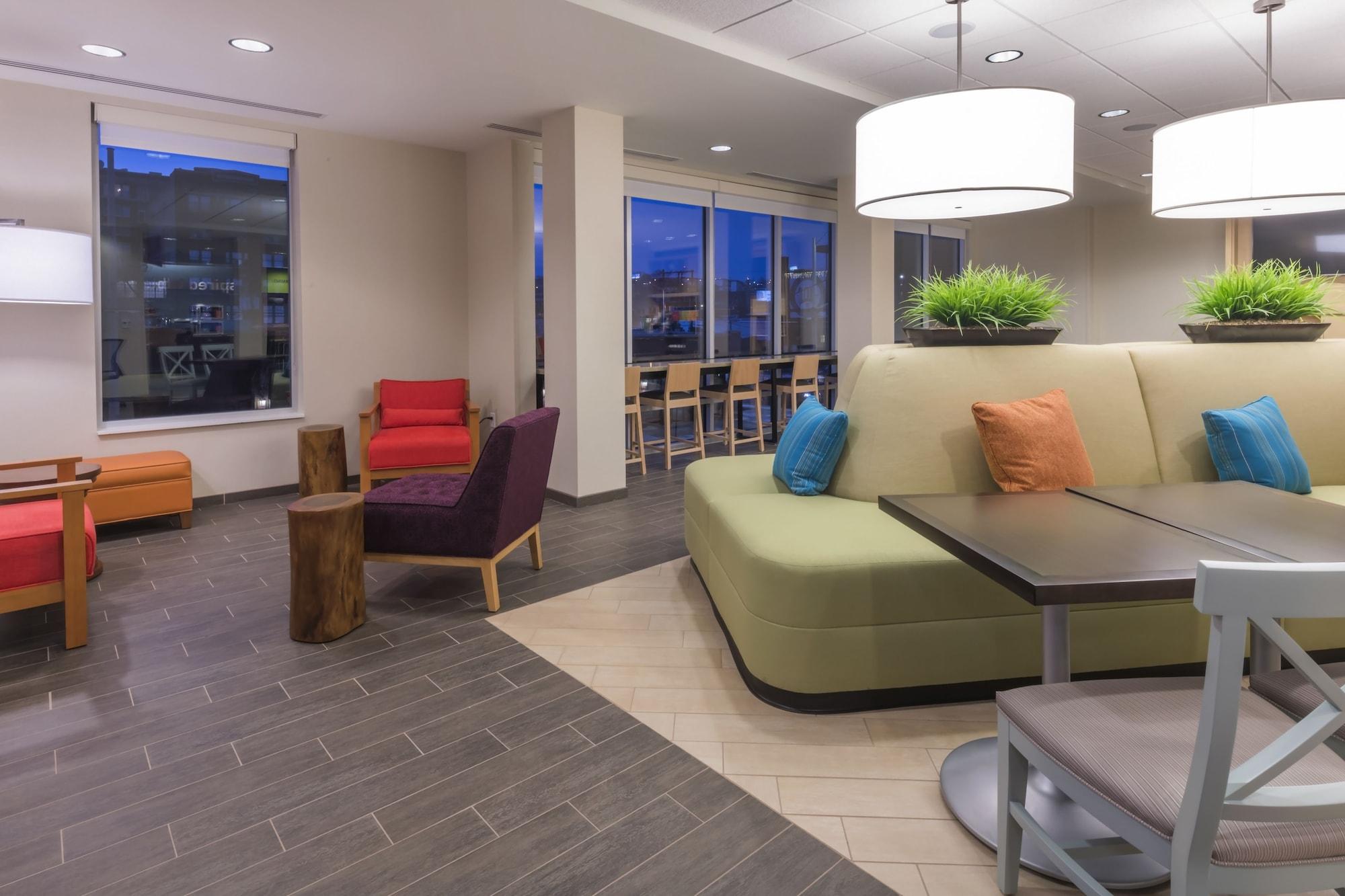 Home2 Suites Kansas City Downtown Екстериор снимка