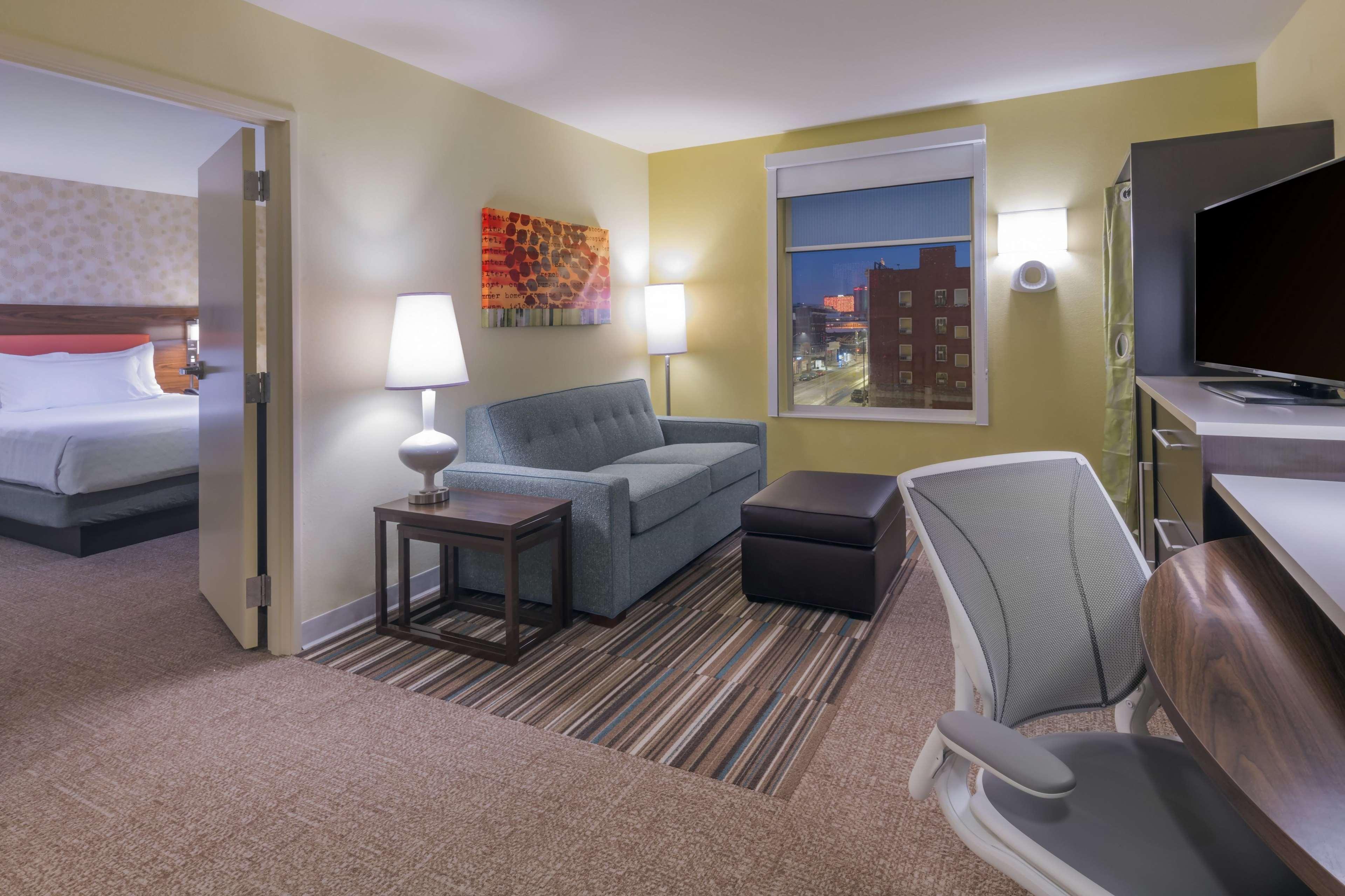 Home2 Suites Kansas City Downtown Екстериор снимка