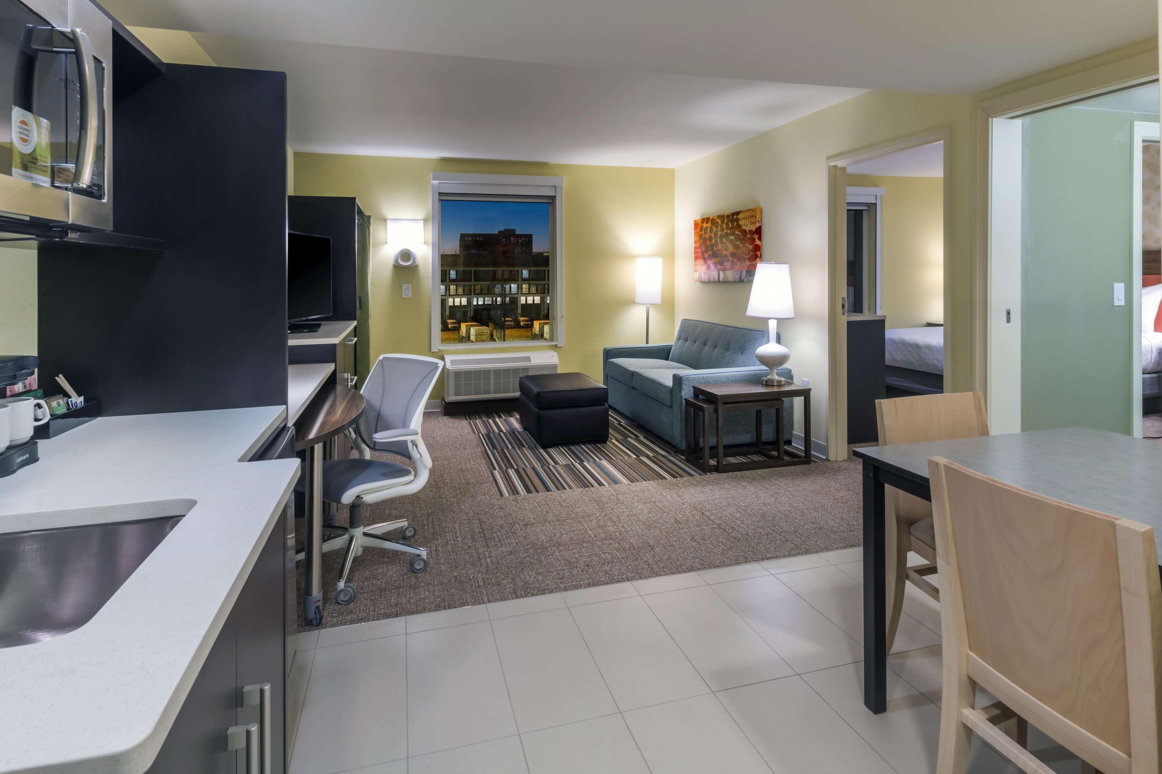 Home2 Suites Kansas City Downtown Екстериор снимка